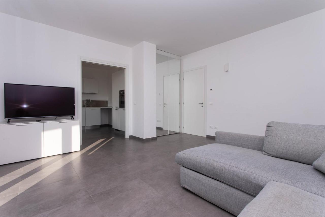 Апартаменты S018 - Sirolo, Nuovissimo Trilocale In Pietra Con Giardino Dx Экстерьер фото